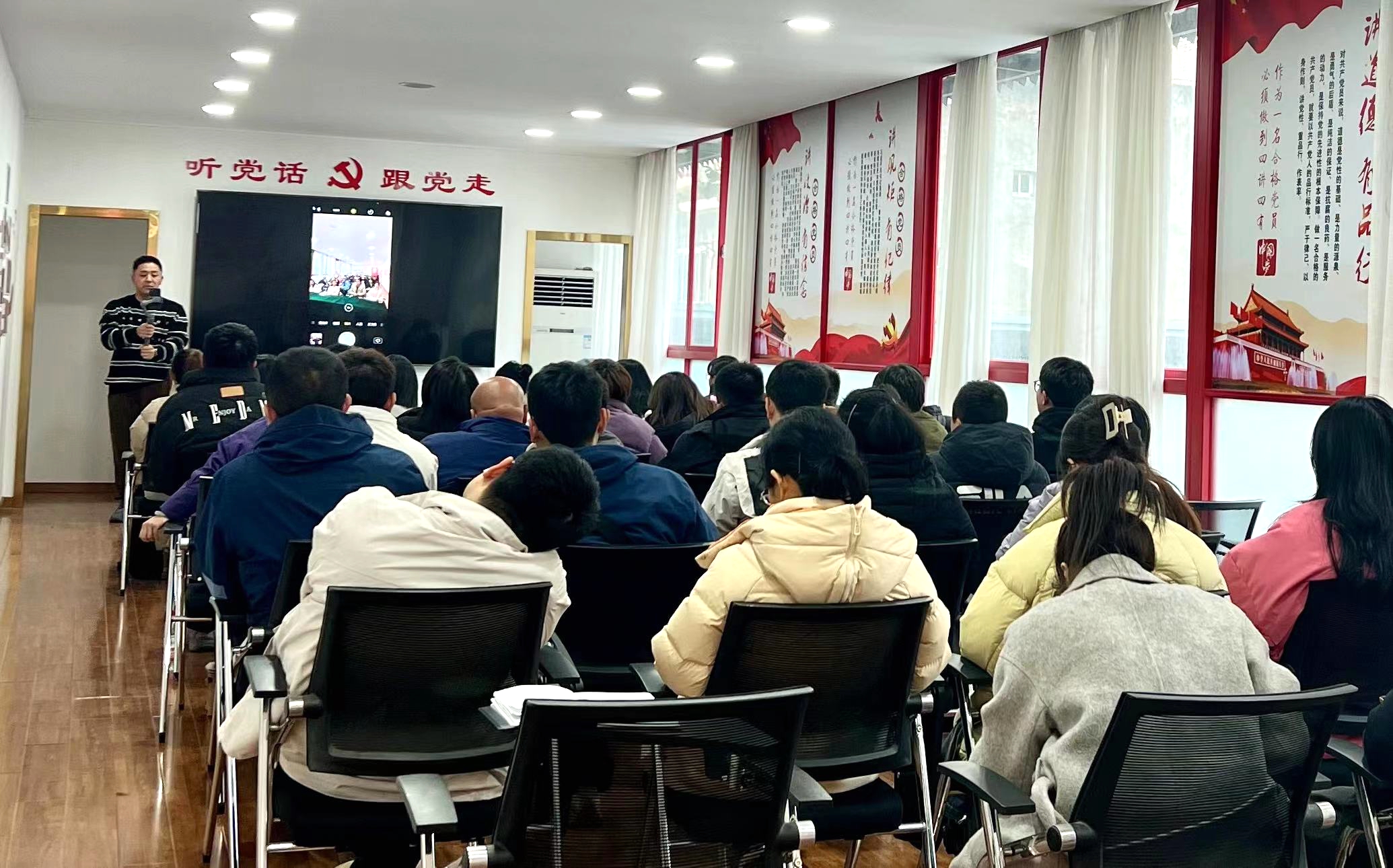 959ef03c1f18c023c2af5444f8fc0db.jpg 959ef03c1f18c023c2af5444f8fc0db.jpg